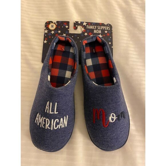 Slippers. All American Mom size medium (6-7.5) NWT - Picture 1 of 3